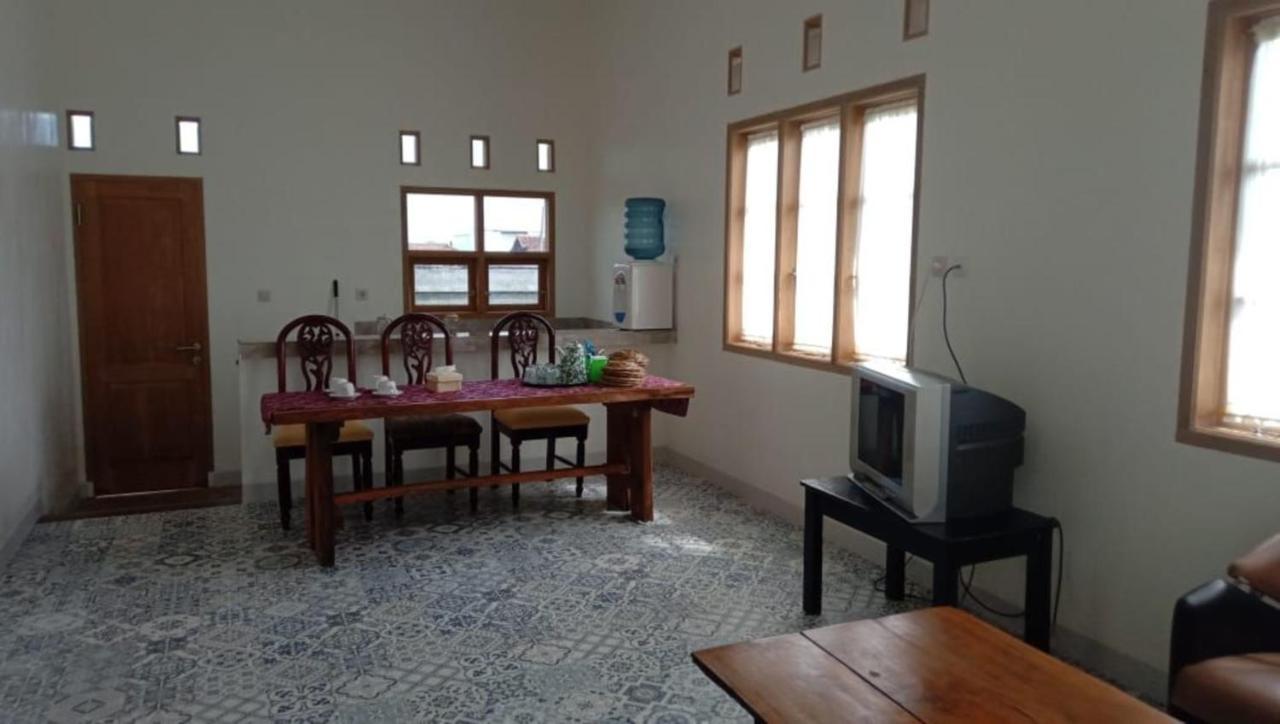 Lembur Incu Syariah Villa & Resto Lembang Eksteriør billede